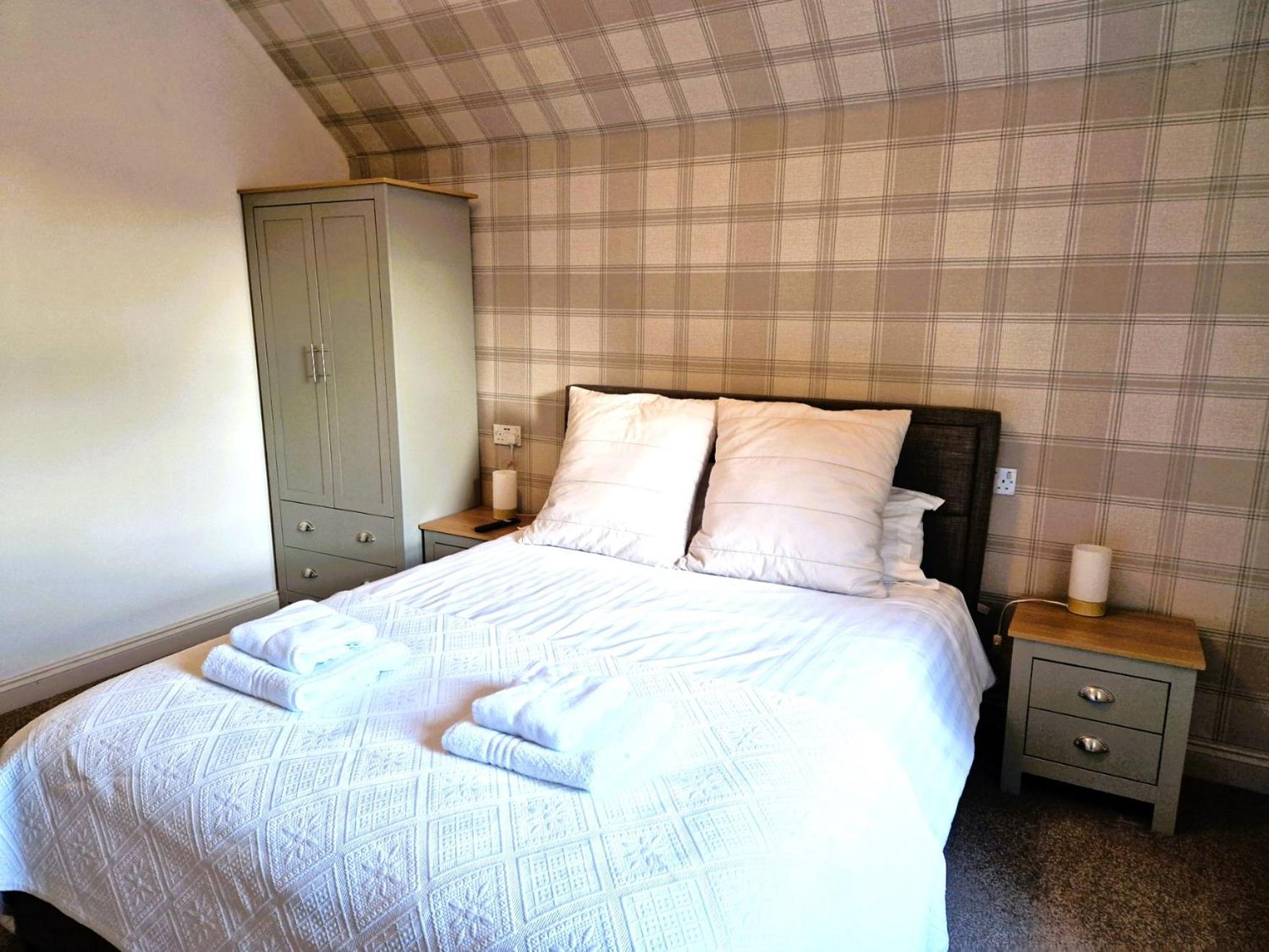 Strathardle Lodge Kirkmichael  エクステリア 写真