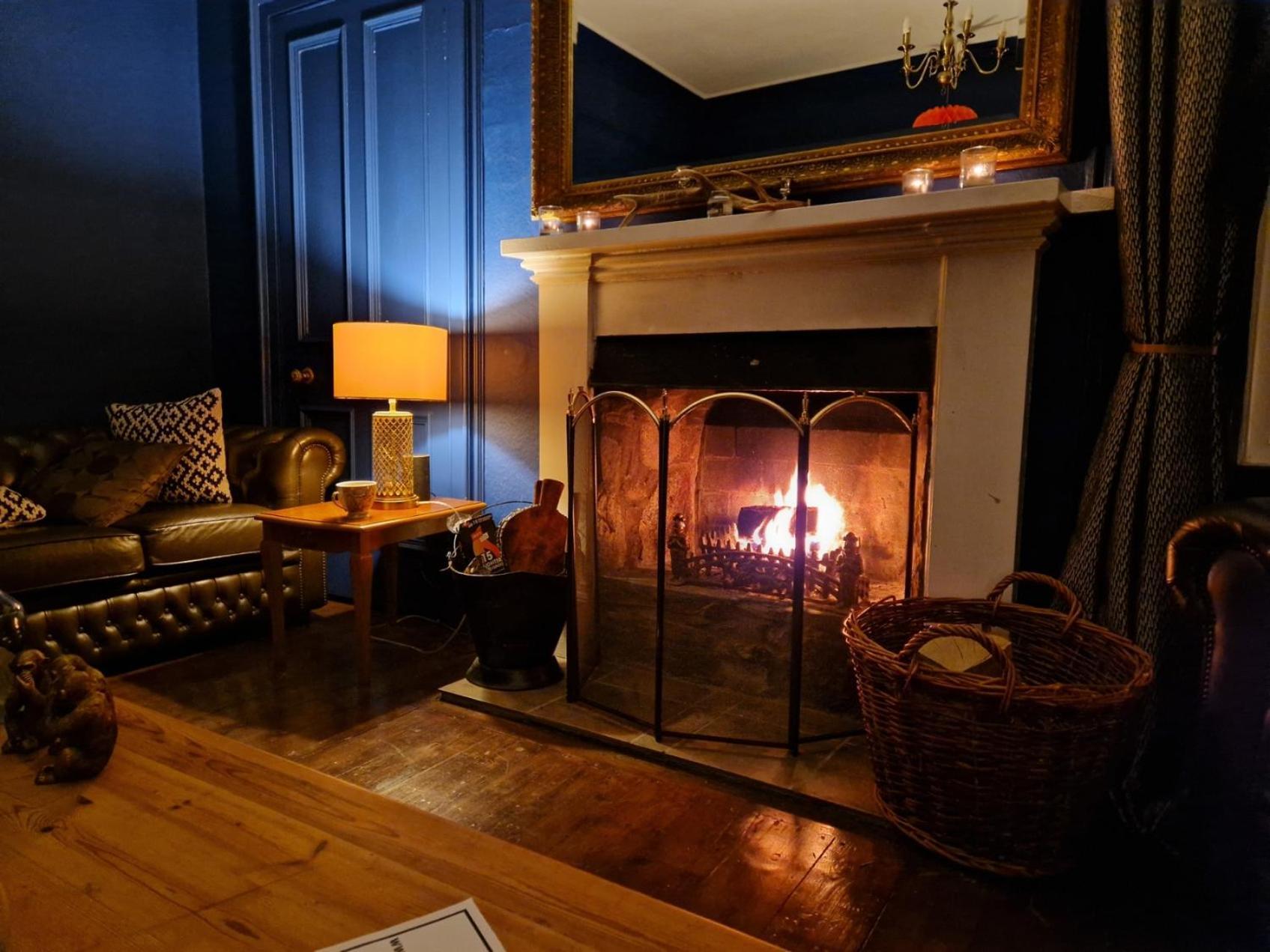 Strathardle Lodge Kirkmichael  エクステリア 写真